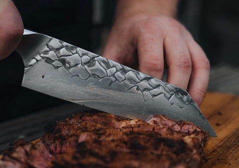 균형과 힘을 위해 단조 셰프 나이프에서 풀탱이 중요한 이유.jpg